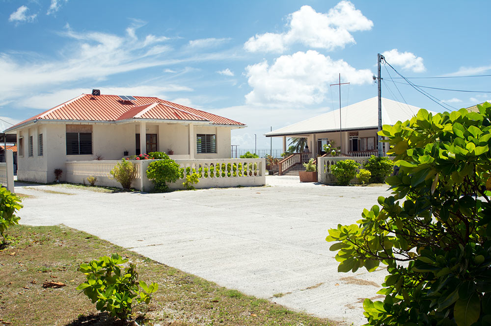 Ancienne et nouvelle Mairies de Mataiva, Tuamotu
