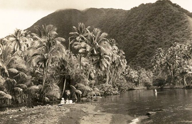 Vallée de la Vaitepiha à Tautira (Tahiti)