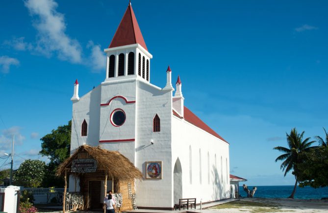 Eglise Saint-Michel de Avatoru, Rangiroa © Tahiti Heritage 2016
