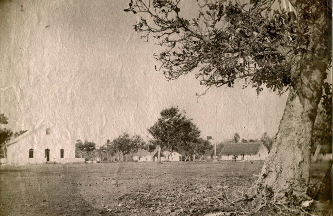Rimatara village royal 1885-1900