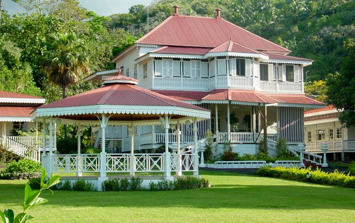 La Saintonge, hotel de ville de Arue, Tahiti.