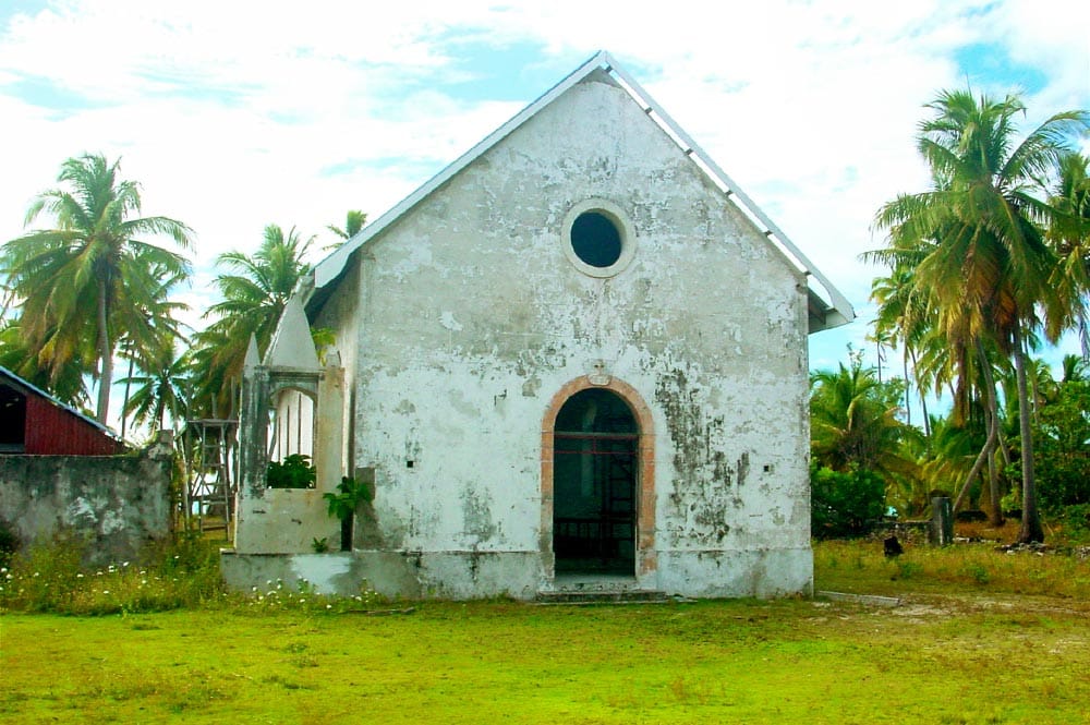 Eglise Maria No Te Mauiui de Putuahara à Anaa, Tamotu 2005 © Tahiti Heritage