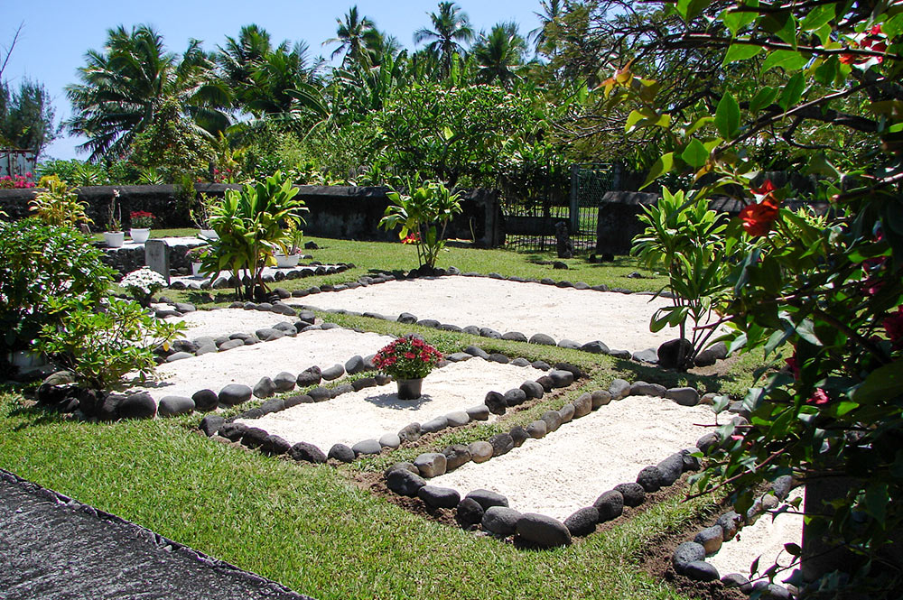 Cimetière royal des Pomare, à Arue, Tahiti © Tahiti Heritage