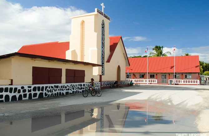 Eglise Saint-Pierre de Otepa sur l'atoll de Hao. © Tahiti Heritage