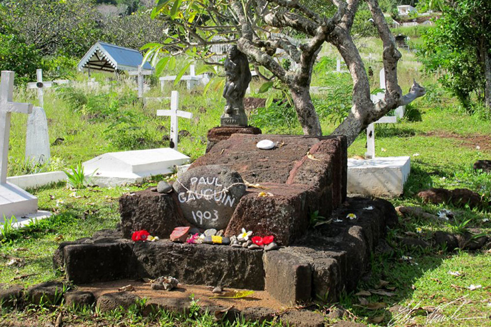 Tombe de Paul Gauguin, cimetière d'Atuona, Hiva Oa. Photo Elsa Fernicle