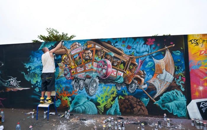 Street art, le truck, école Saint Paul, à Papeete. Photo Kinston