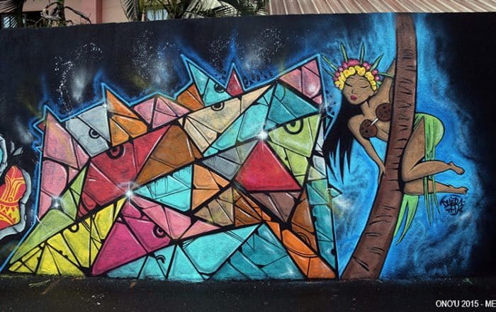 Street Art, vahine, école Sainte-Thérèse à Papeete