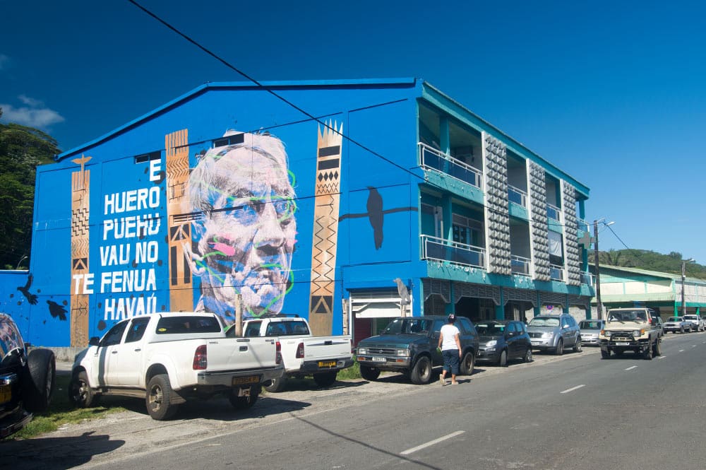 Street Art, portrait du navigateur Viliamu Tupaia par Askew, Raiatea