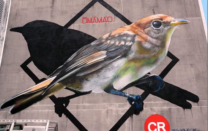 Street art, le monarque de Tahiti chez Yune tune à Papeete.