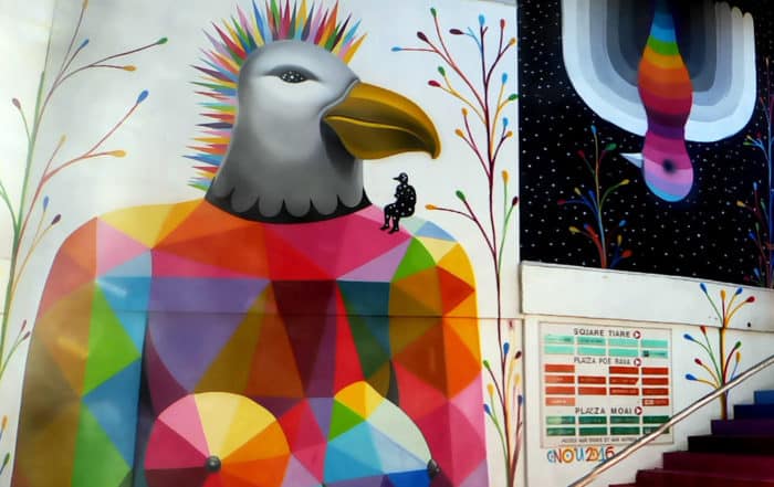 Street Art, les oiseaux de Okuda du centre Vaima à Papeete