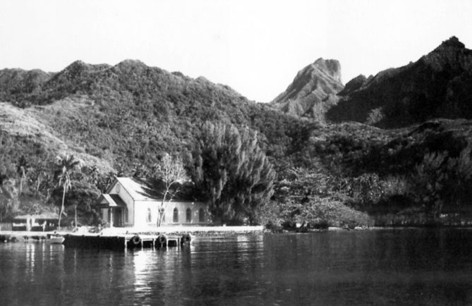 Temple d'Afareitu à Moorea en 1967