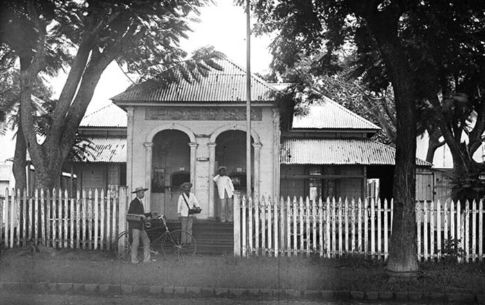 La première Poste de Papeete en 1897. Photo H. Lemasson